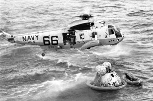 Apollo 11-3  Navy Seal gets set to help astronauts leave cap